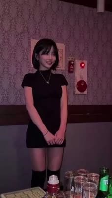 {最新劲爆大瓜}韩国女团成员韩善月{SunWall95_...}6月26日被发现在家死亡,爆出其生前被老公当作赚钱工具, 其陪酒被财阀调戏性侵等视频流出，绝对真实！